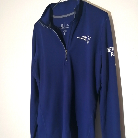 NFL Team Apparel Nike Dri-Fit Sweater size Lg - Picture 2 of 7
